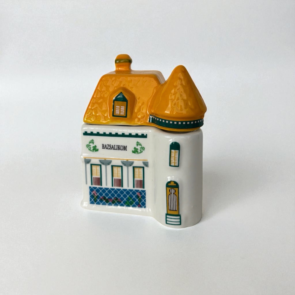 Kerámia fűszertartó házikók